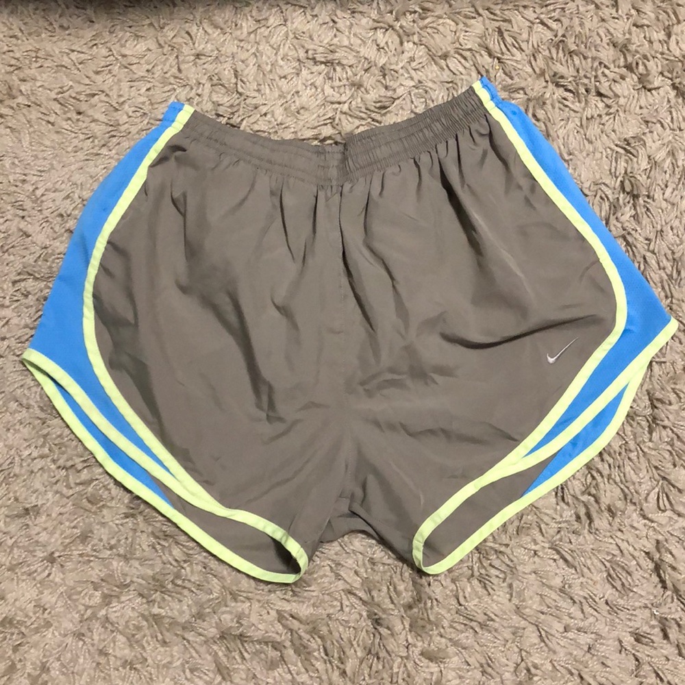 Nike running shorts Size M